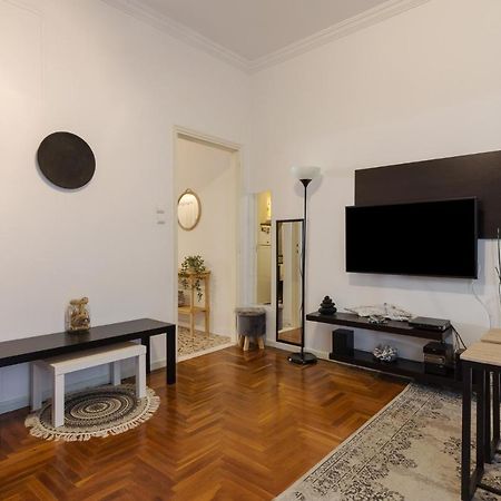 Classic And Modern Apartment In Aten Exteriör bild