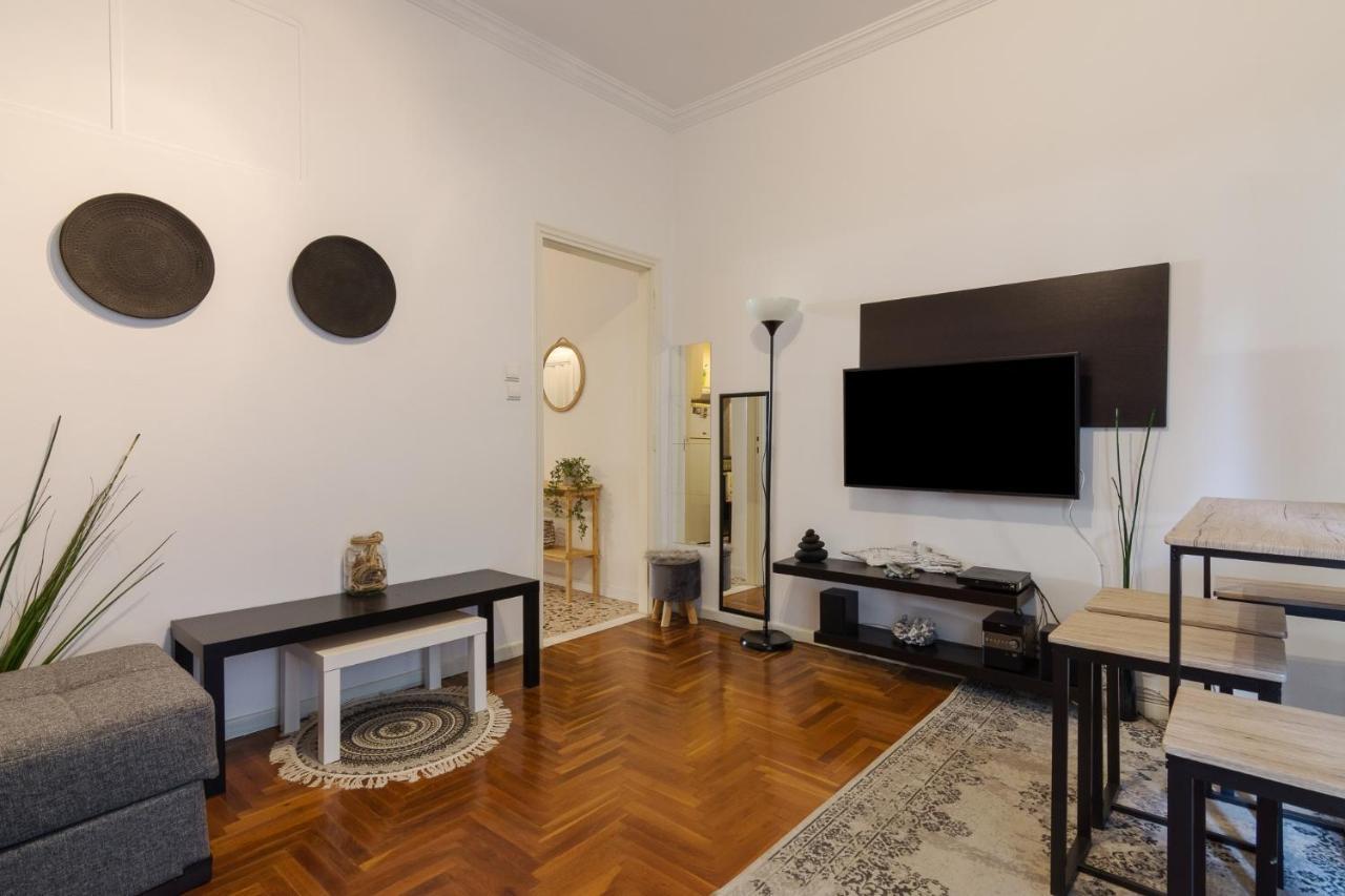 Classic And Modern Apartment In Aten Exteriör bild
