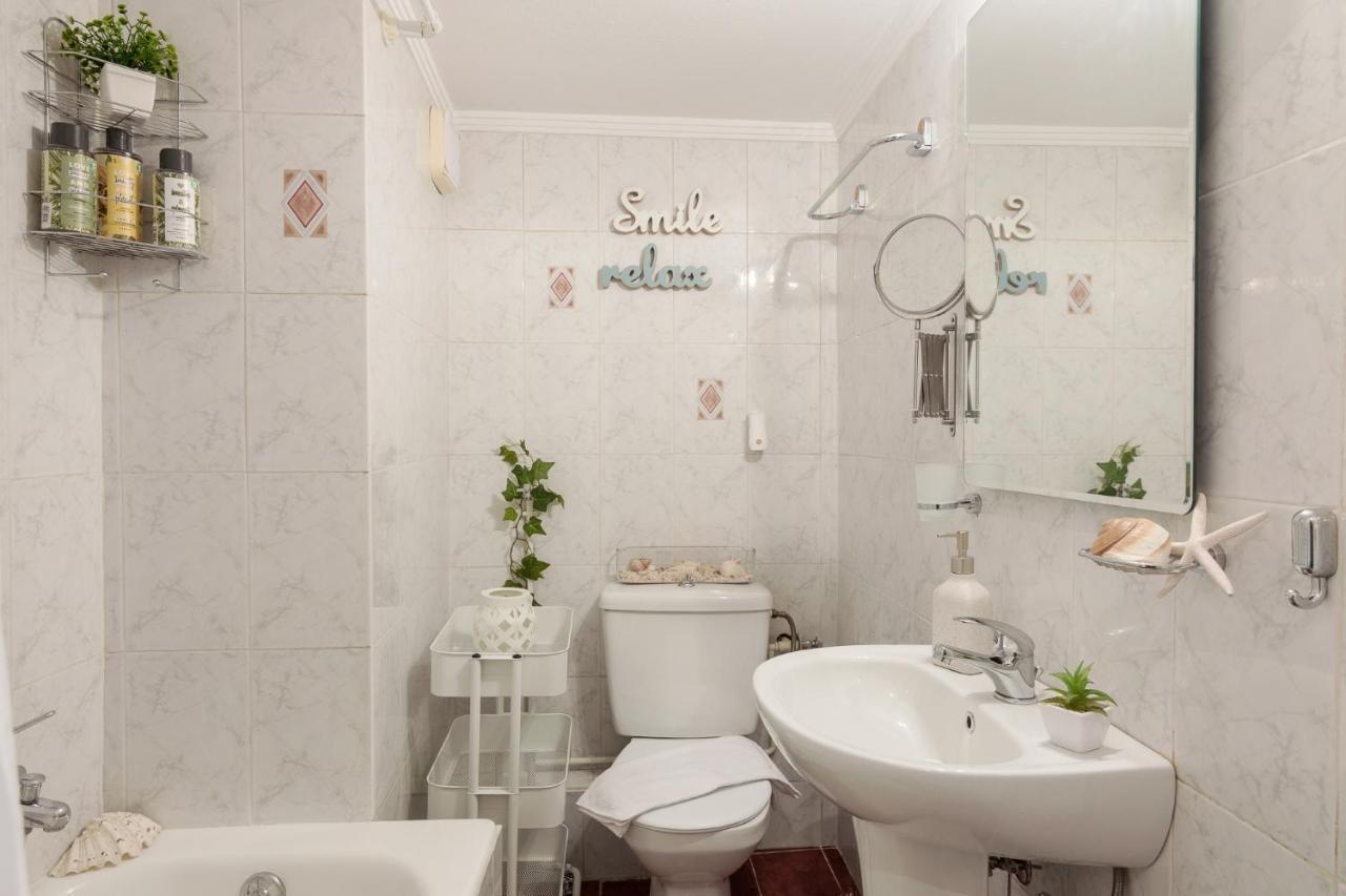 Classic And Modern Apartment In Aten Exteriör bild